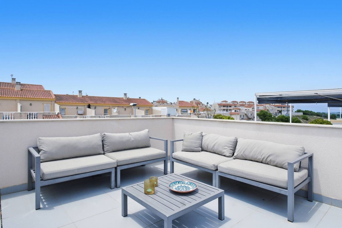 3 Bed Apartment for sale in Guardamar Del Segura Costa Blanca, Alicante, Spain