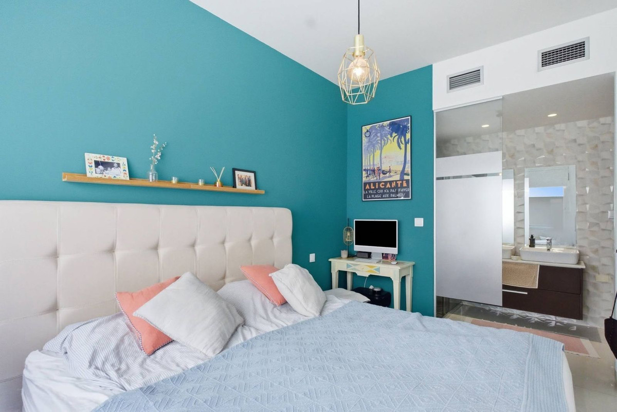 3 Bed Apartment for sale in Guardamar Del Segura Costa Blanca, Alicante, Spain