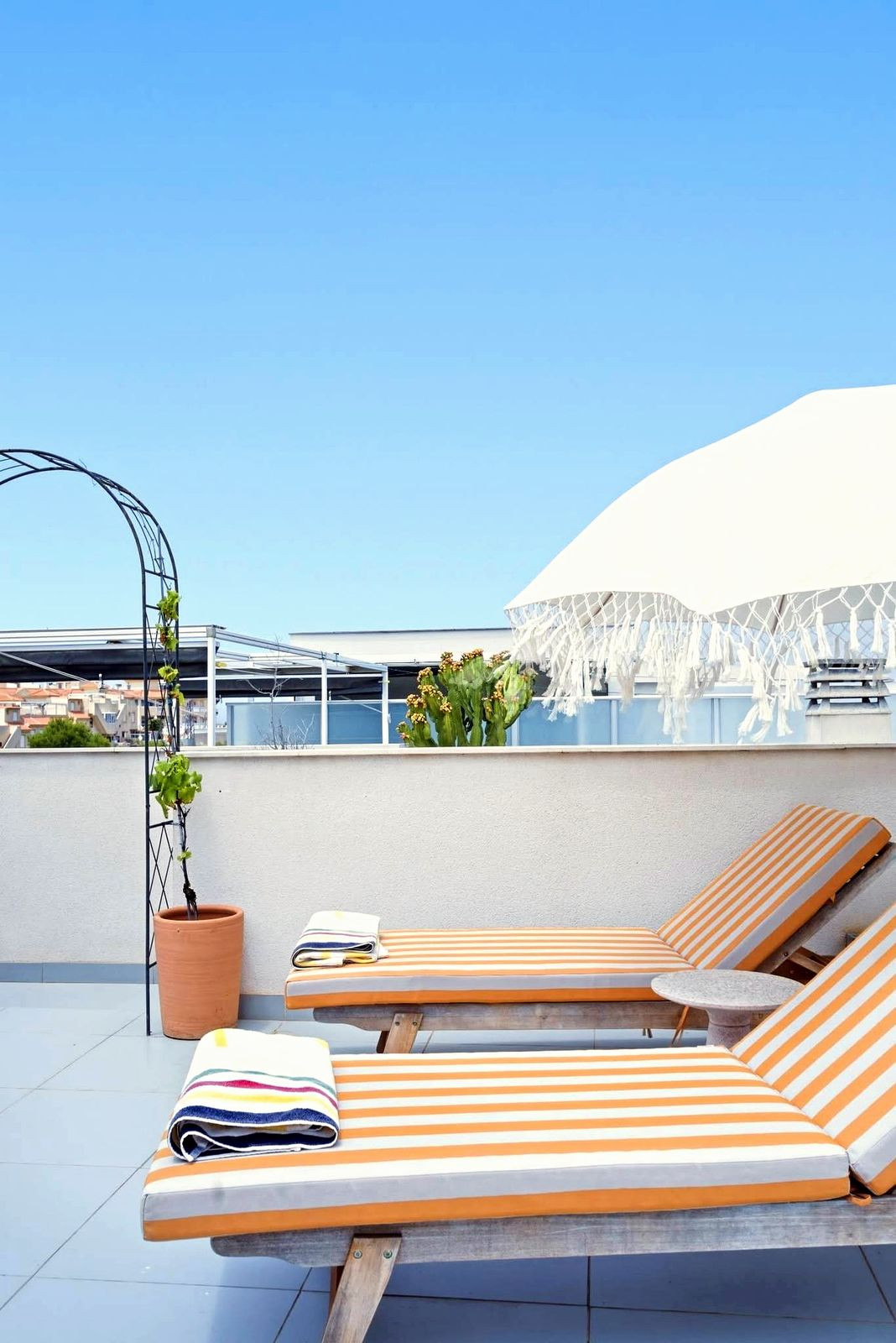 3 Bed Apartment for sale in Guardamar Del Segura Costa Blanca, Alicante, Spain