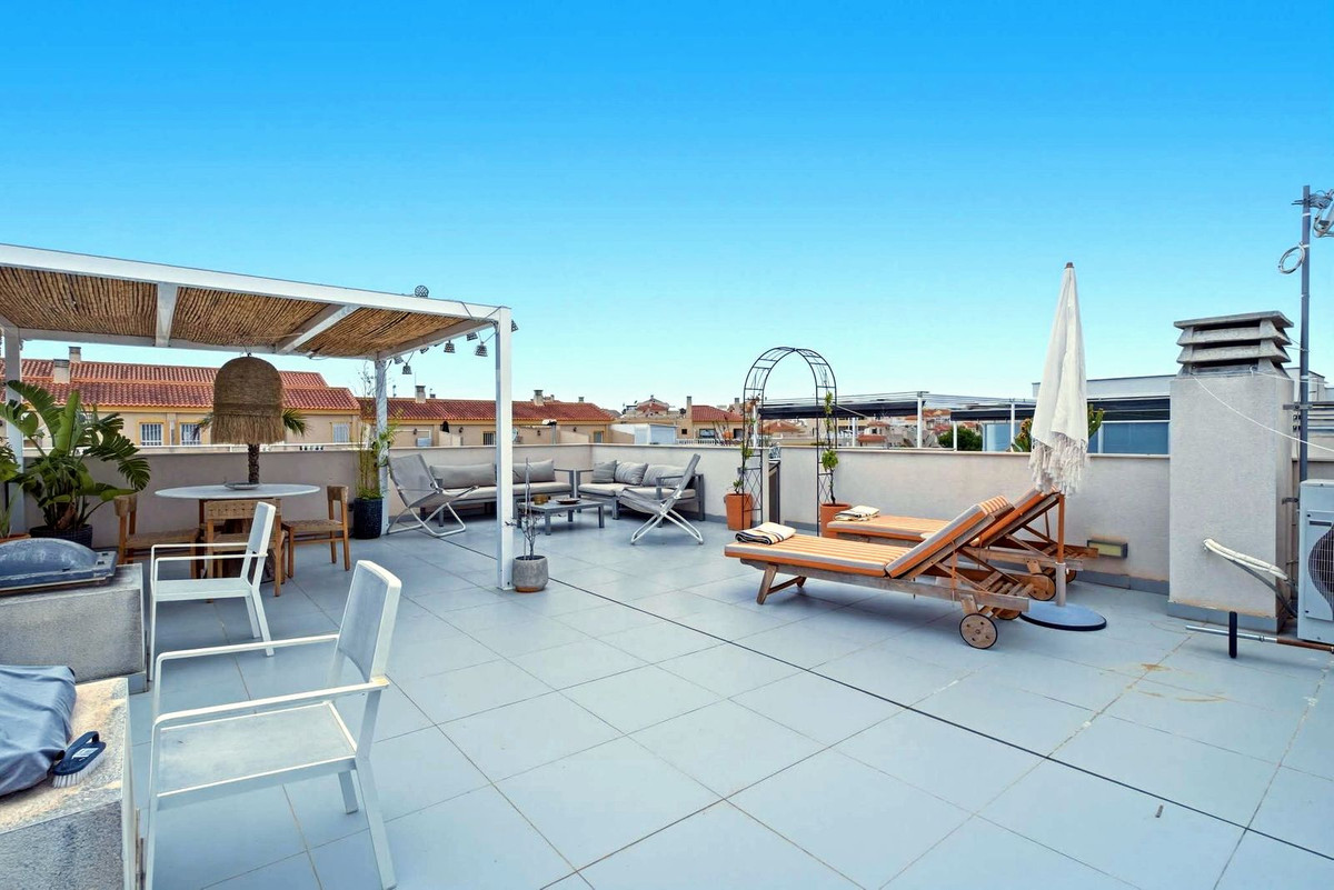 3 Bed Apartment for sale in Guardamar Del Segura Costa Blanca, Alicante, Spain