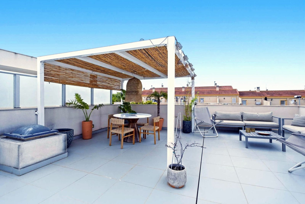 3 Bed Apartment for sale in Guardamar Del Segura Costa Blanca, Alicante, Spain