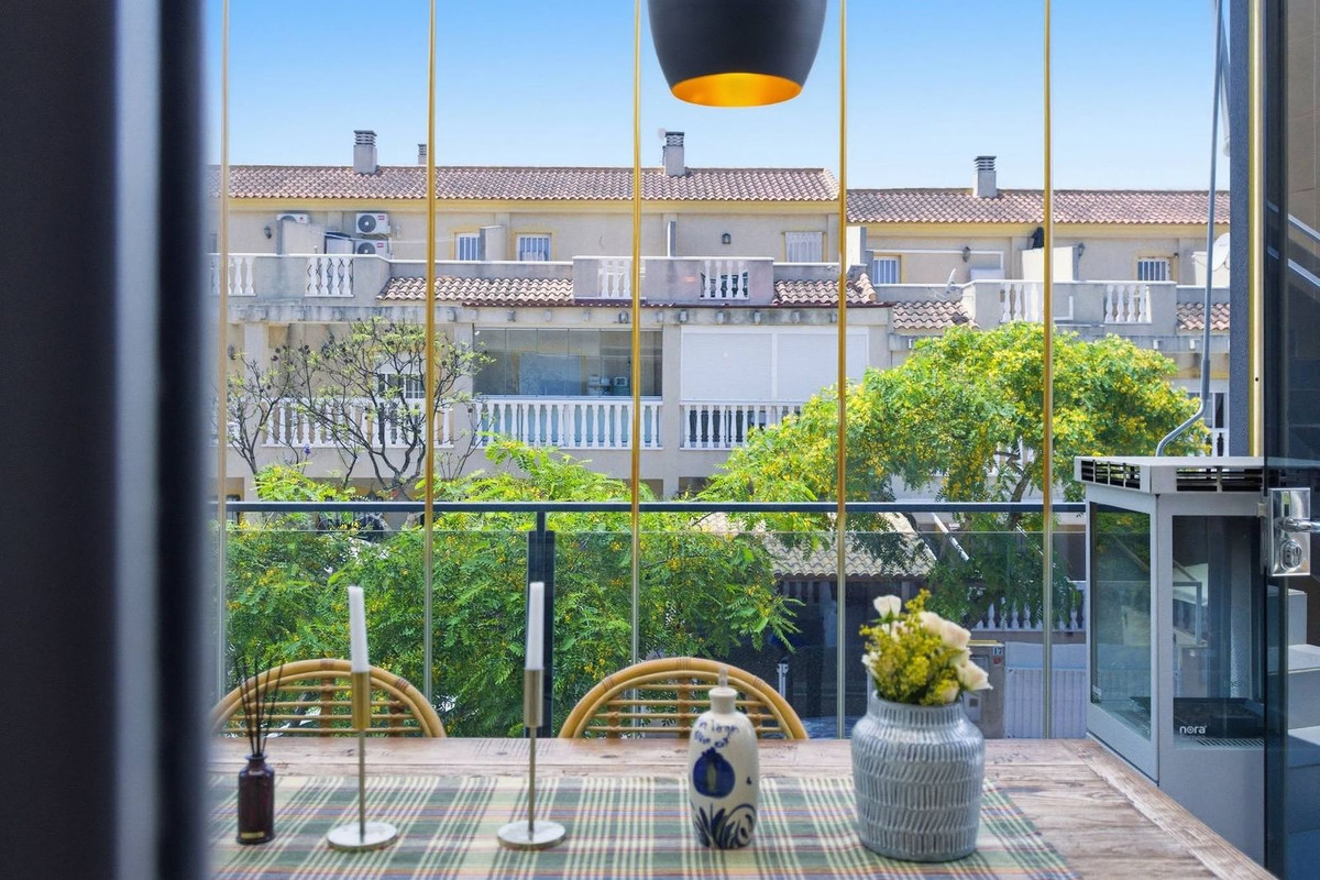 3 Bed Apartment for sale in Guardamar Del Segura Costa Blanca, Alicante, Spain