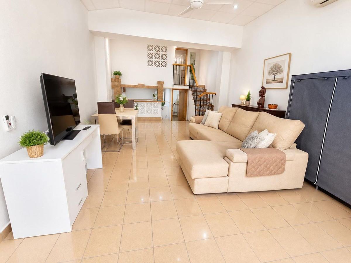 1 Bed Apartment for sale in Arroyo De La Miel Costa Del Sol, Málaga, Spain