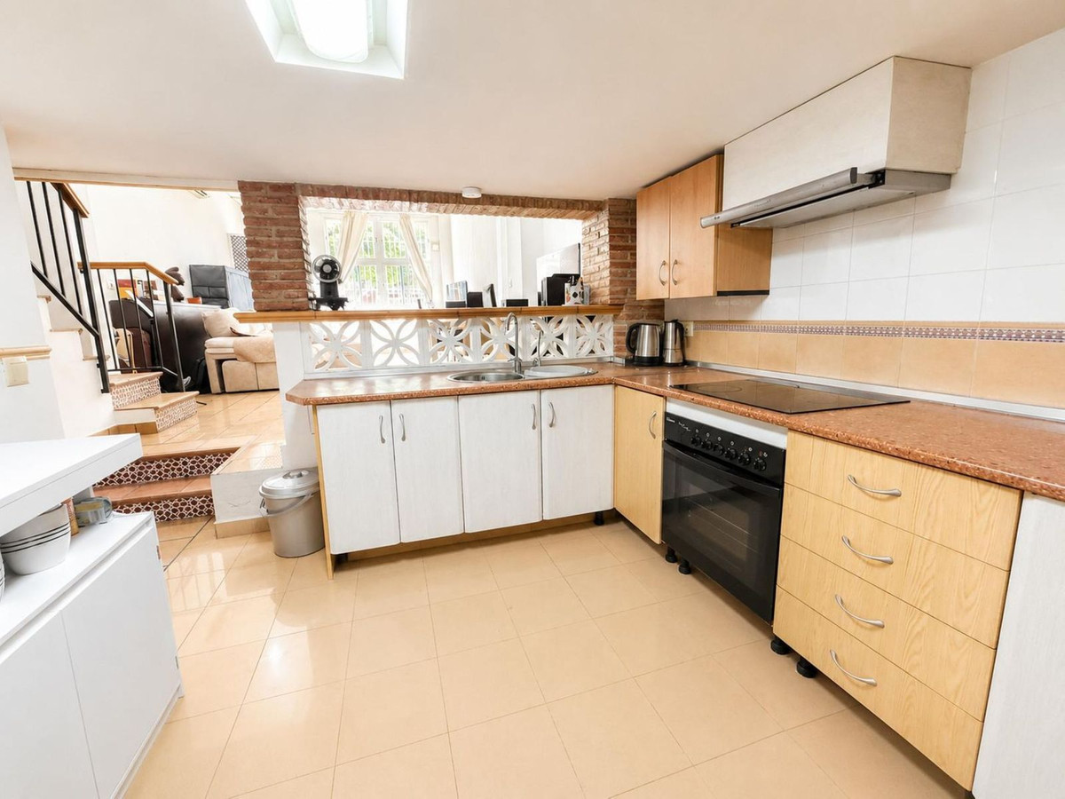 1 Bed Apartment for sale in Arroyo De La Miel Costa Del Sol, Málaga, Spain