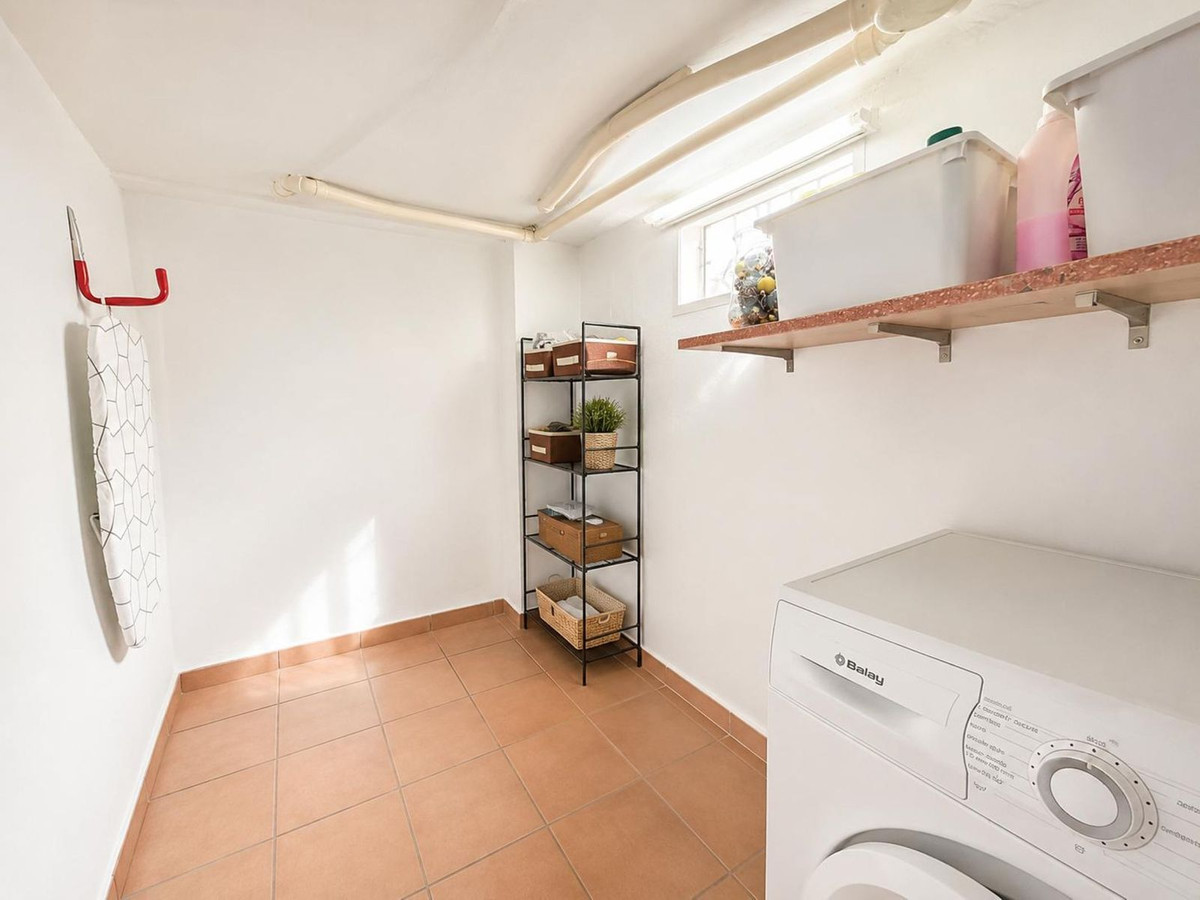 1 Bed Apartment for sale in Arroyo De La Miel Costa Del Sol, Málaga, Spain