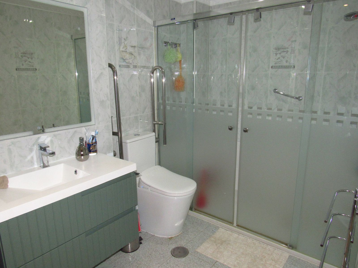 2 Bed Apartment for sale in Torremolinos Centro Costa Del Sol, Málaga, Spain