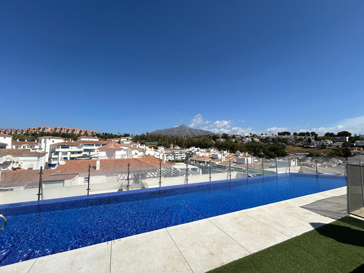 3 Bed Apartment for sale in Nueva Andalucía Costa Del Sol, Málaga, Spain