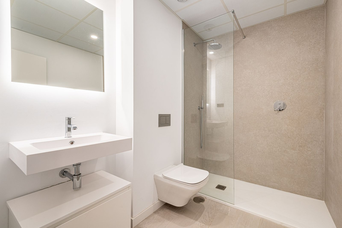 2 Bed Apartment for sale in Altos De Los Monteros Costa Del Sol, Málaga, Spain