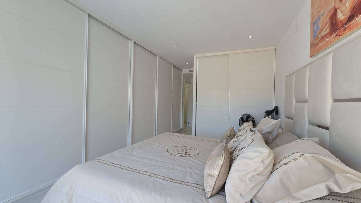 4 Bed Apartment for sale in San Pedro De Alcántara Costa Del Sol, Málaga, Spain