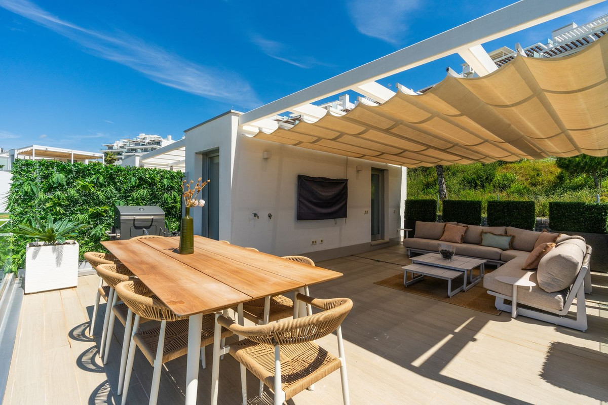 3 Bed Townhouse for sale in Cancelada Costa Del Sol, Málaga, Spain