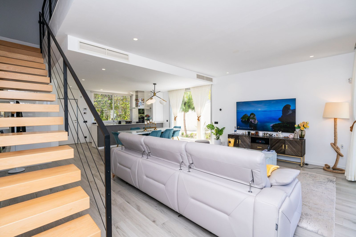 3 Bed Townhouse for sale in Cancelada Costa Del Sol, Málaga, Spain