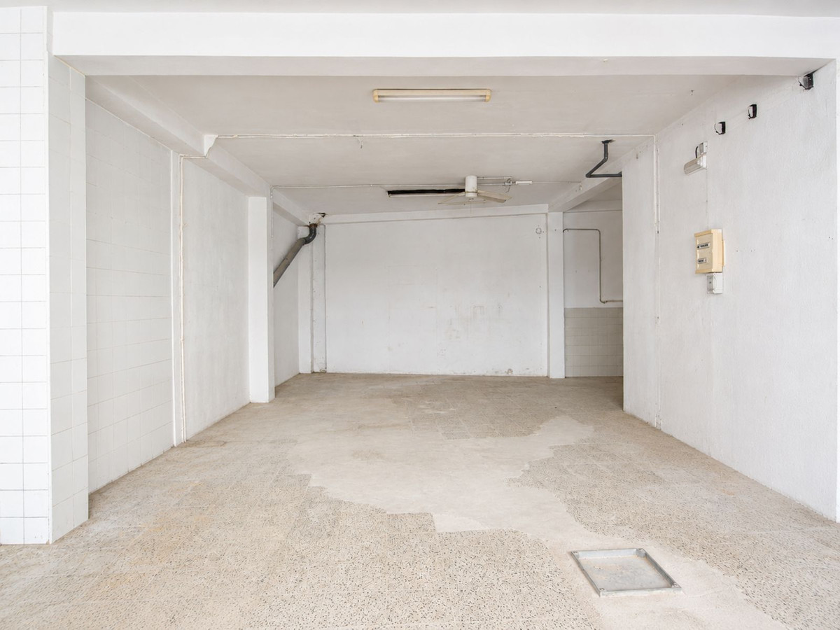 Commercial unit for sale in San Pedro De Alcántara Costa Del Sol, Málaga, Spain
