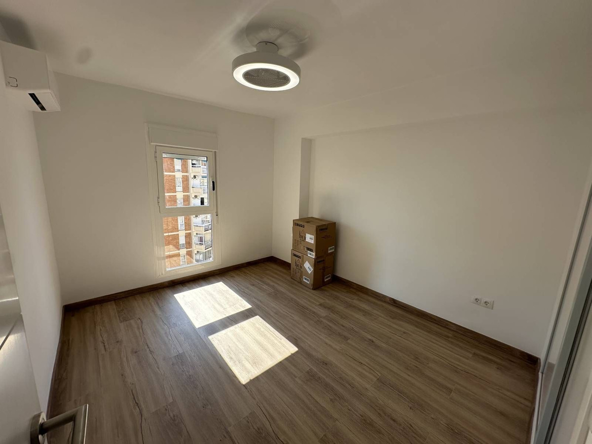 2 Bed Apartment for sale in Benalmadena Costa Costa Del Sol, Málaga, Spain