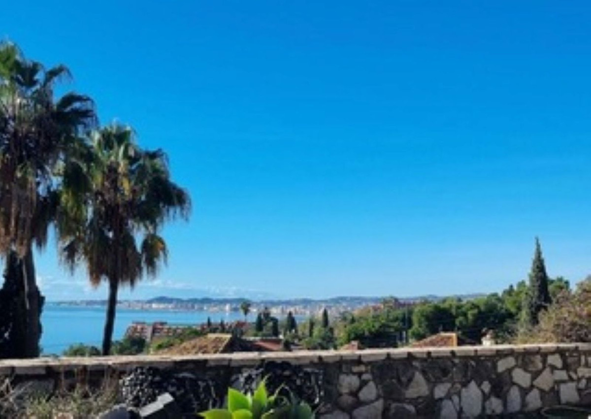 4 Bed Townhouse for sale in Benalmadena Costa Del Sol, Málaga, Spain