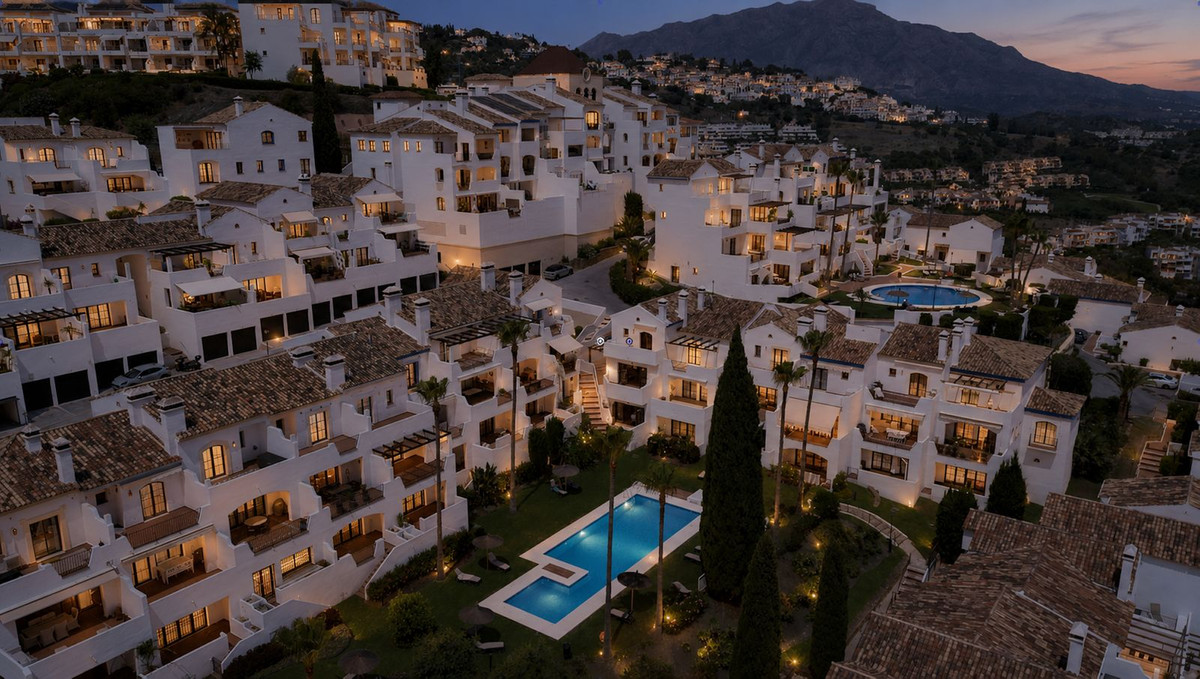 4 Bed Townhouse for sale in Los Arqueros Costa Del Sol, Málaga, Spain