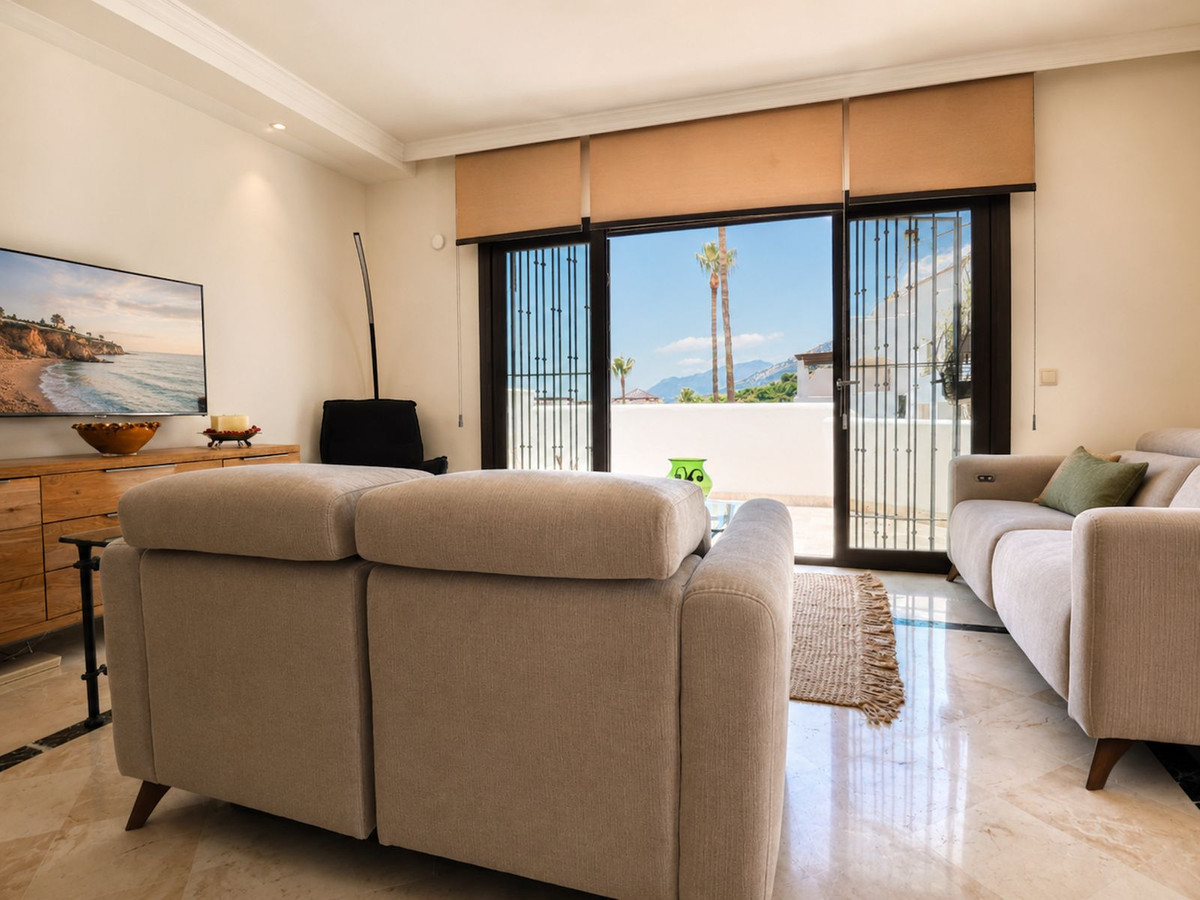 4 Bed Townhouse for sale in Los Arqueros Costa Del Sol, Málaga, Spain