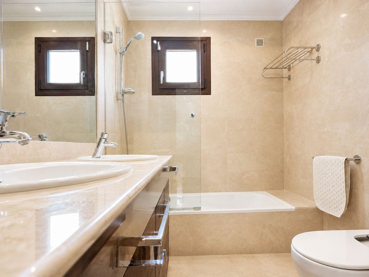 4 Bed Townhouse for sale in Los Arqueros Costa Del Sol, Málaga, Spain