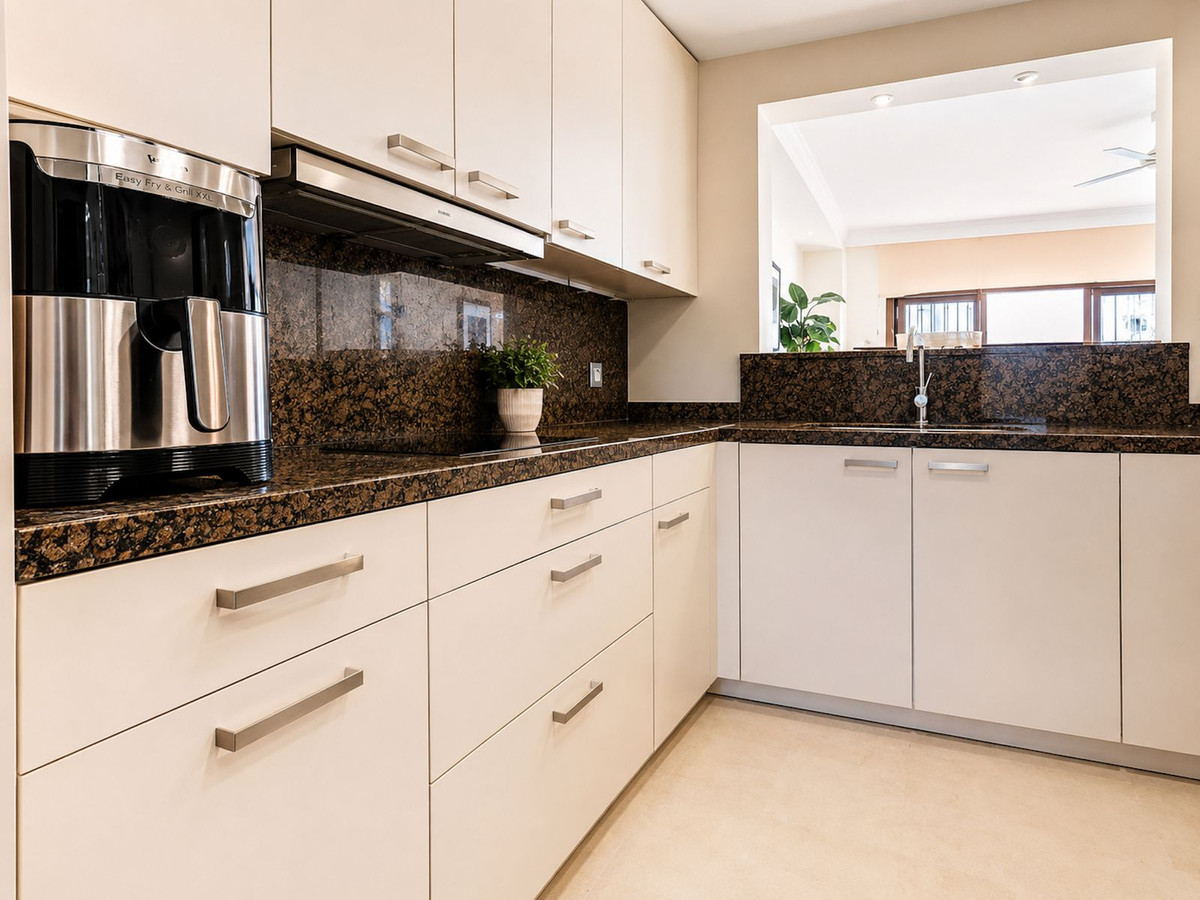 4 Bed Townhouse for sale in Los Arqueros Costa Del Sol, Málaga, Spain