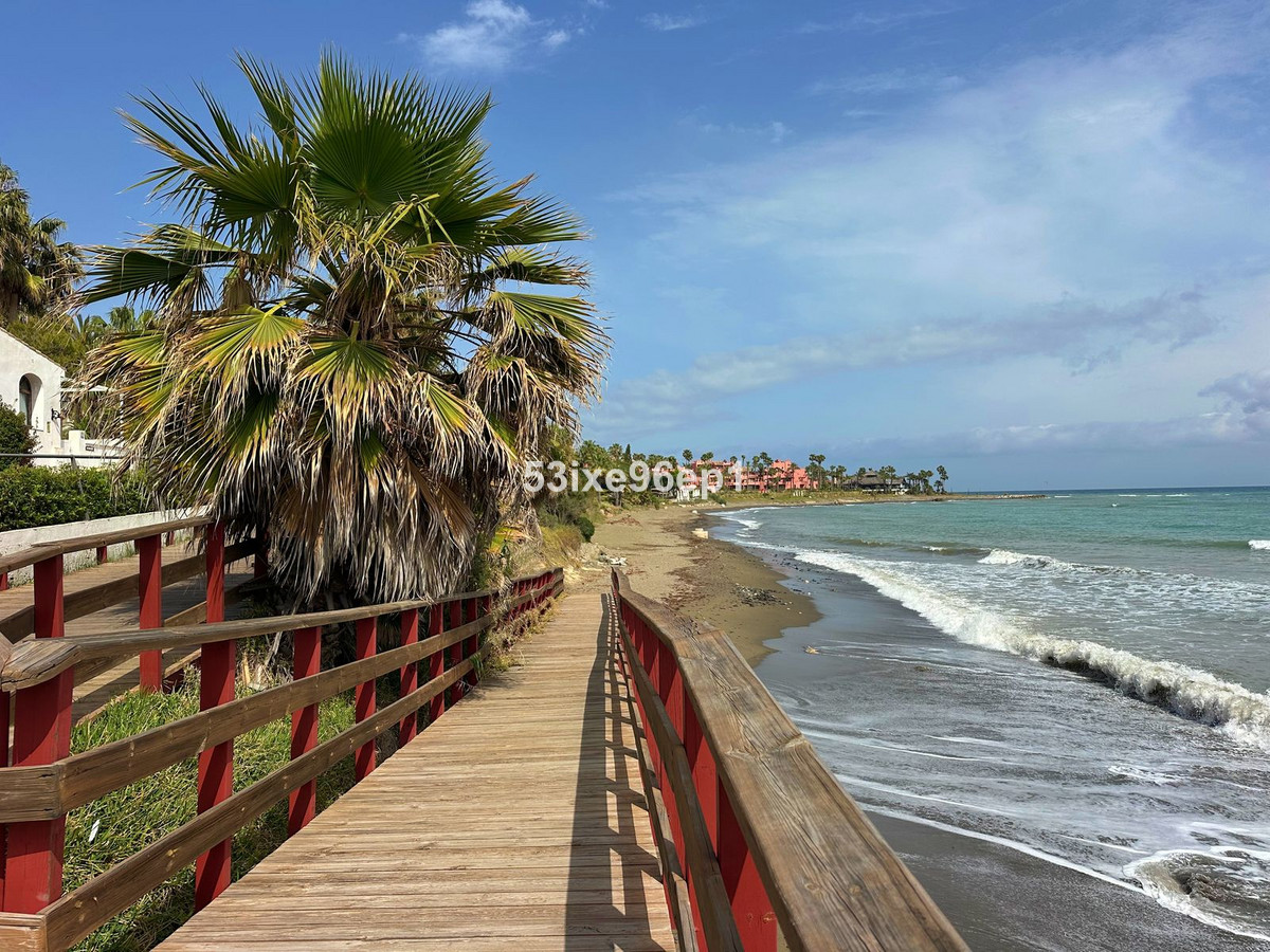 1 Bed Apartment for sale in New Golden Mile Costa Del Sol, Málaga, Spain