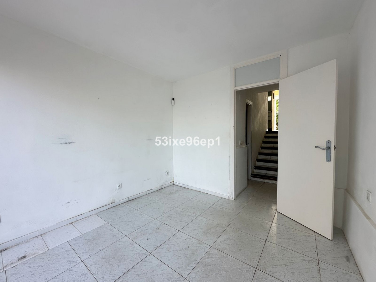 1 Bed Apartment for sale in New Golden Mile Costa Del Sol, Málaga, Spain