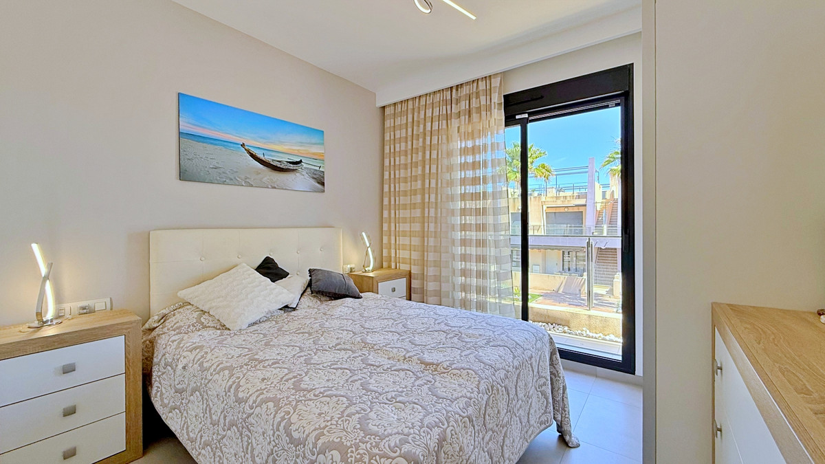 3 Bed Apartment for sale in Torre De La Horadada Costa Blanca, Alicante, Spain