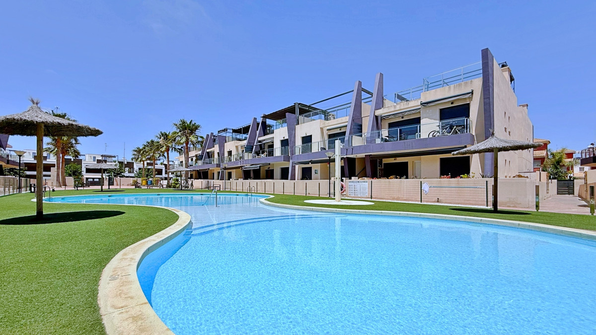 3 Bed Apartment for sale in Torre De La Horadada Costa Blanca, Alicante, Spain