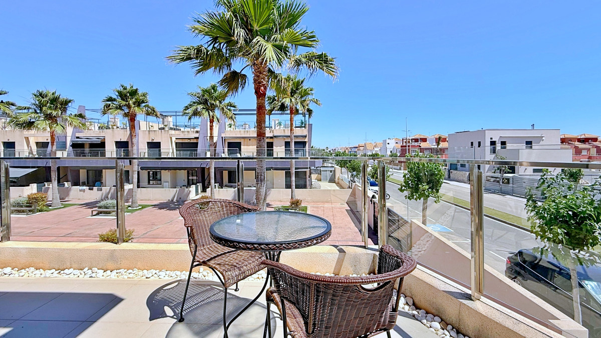 3 Bed Apartment for sale in Torre De La Horadada Costa Blanca, Alicante, Spain