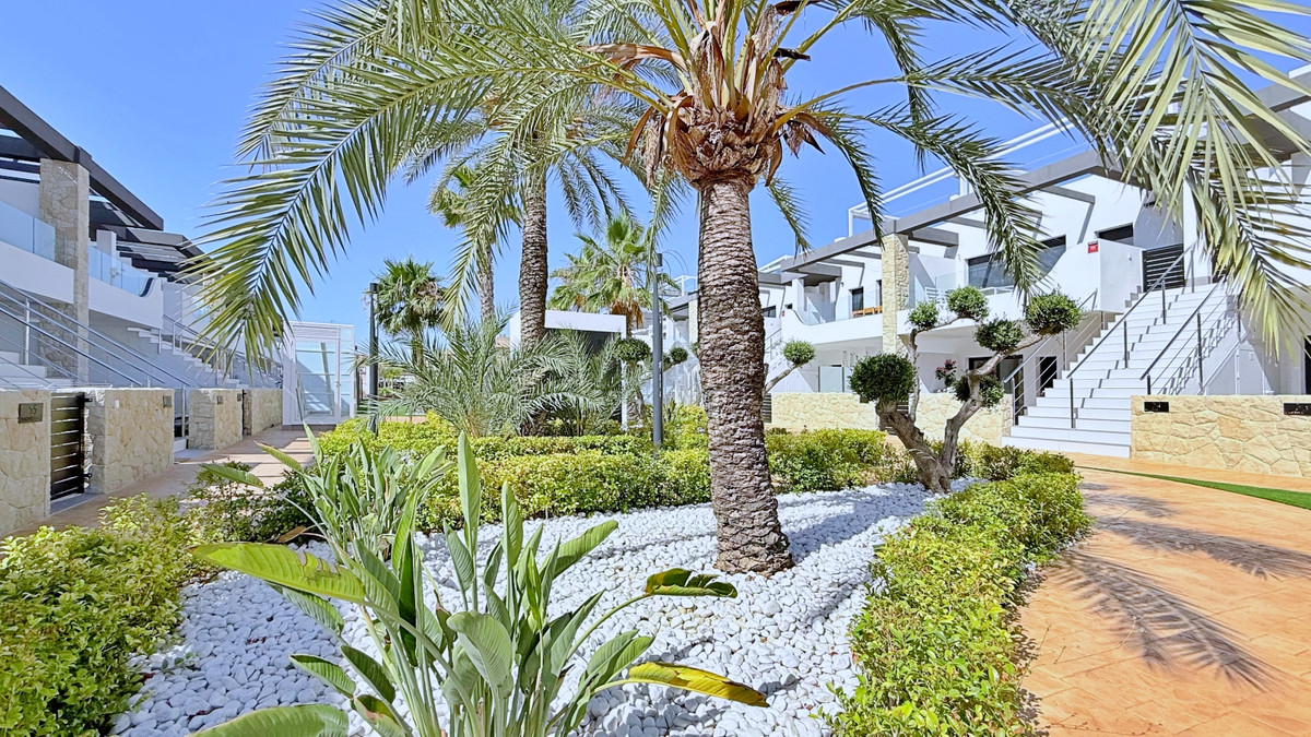 Se vende Ático de 2 dormitorios en Costa Blanca, Alicante, España