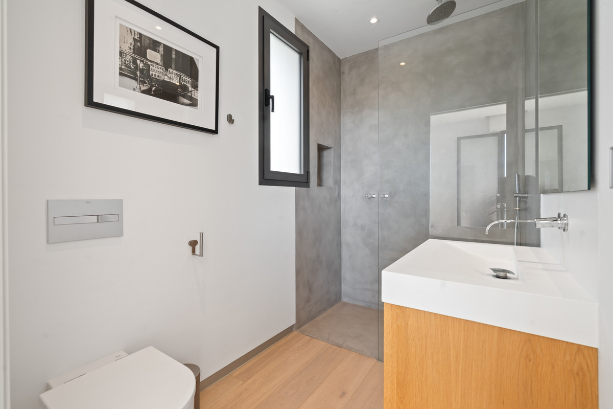 6 Bed Townhouse for sale in El Madroñal Costa Del Sol, Málaga, Spain