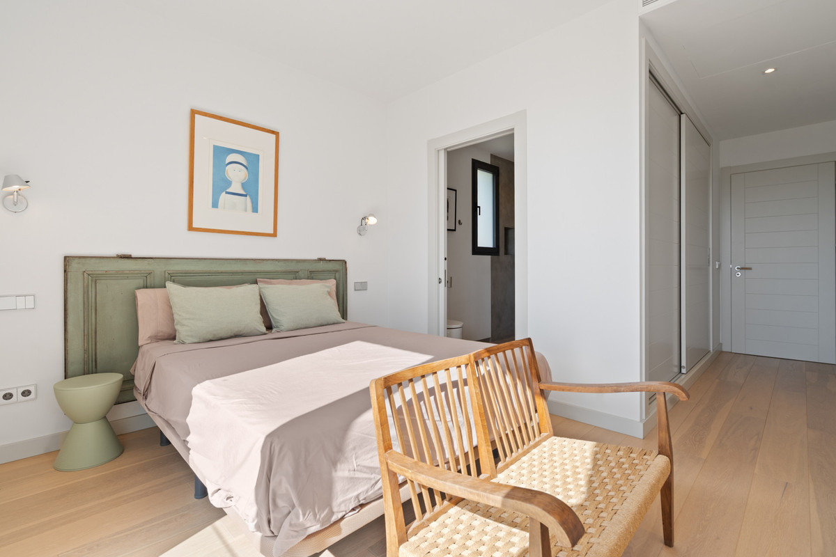6 Bed Townhouse for sale in El Madroñal Costa Del Sol, Málaga, Spain
