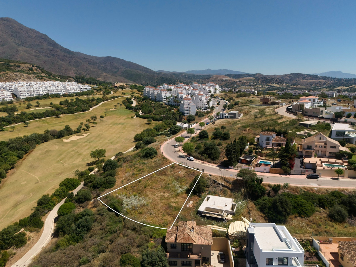 Plots for sale in Valle Romano Costa Del Sol, Málaga, Spain