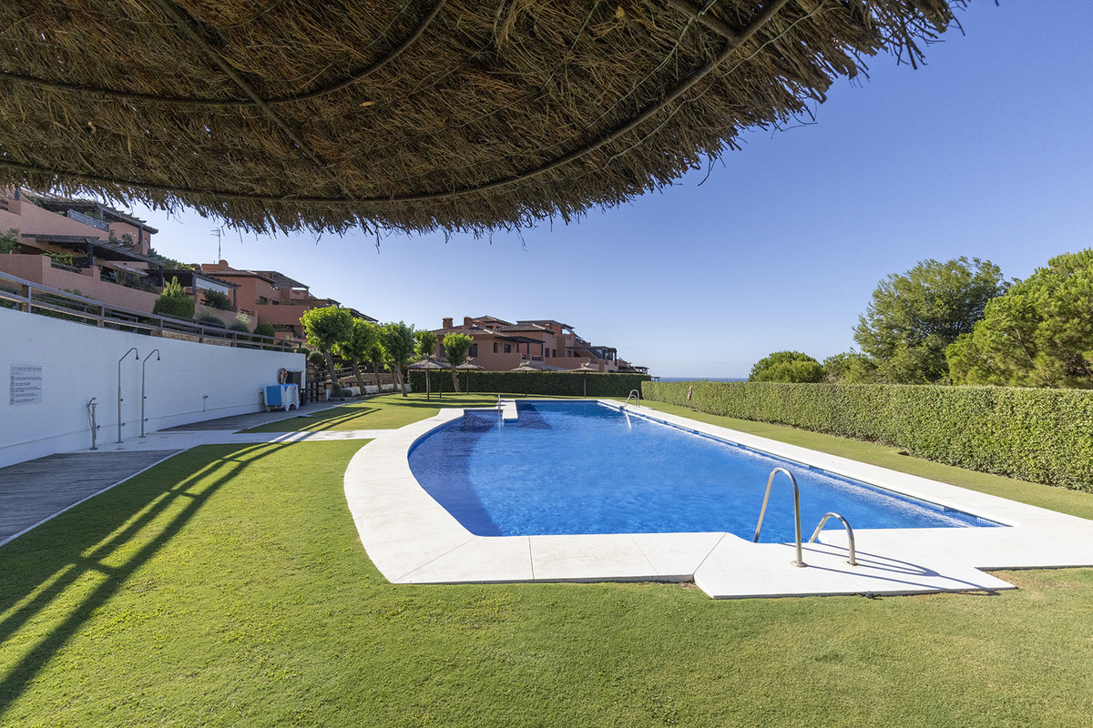 2 Bed Apartment for sale in Casares Costa Del Sol, Málaga, Spain