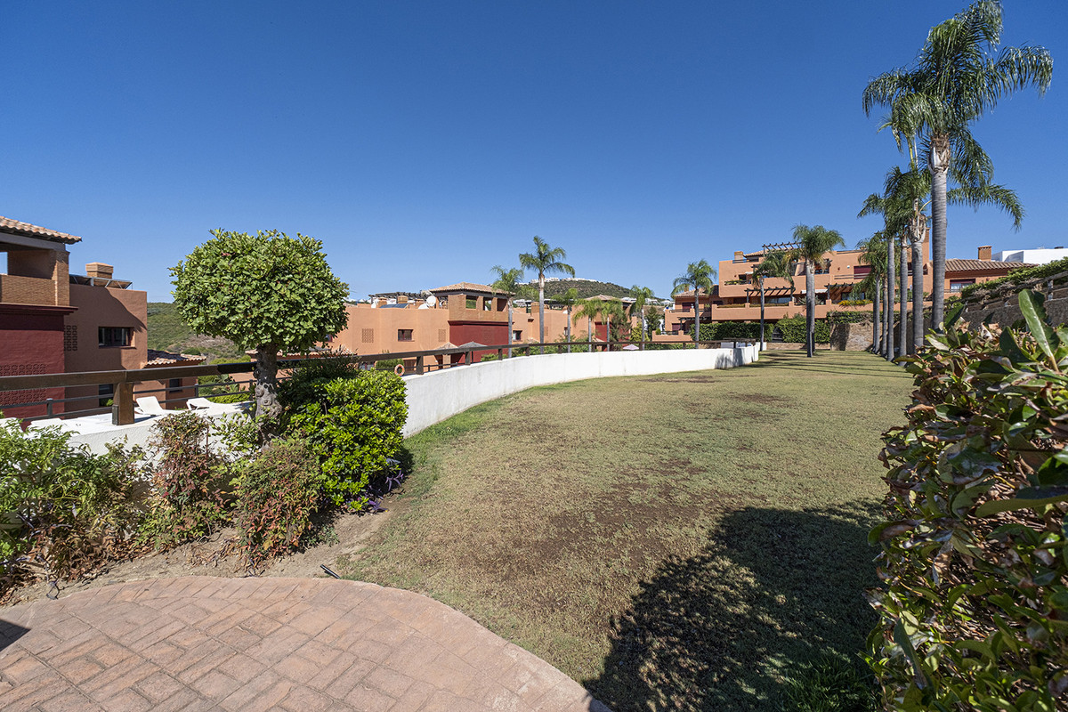 2 Bed Apartment for sale in Casares Costa Del Sol, Málaga, Spain