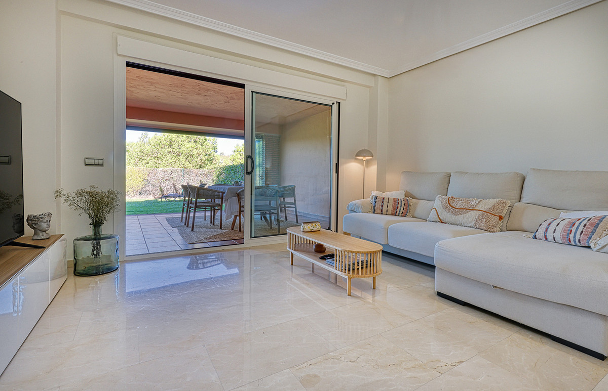 2 Bed Apartment for sale in Casares Costa Del Sol, Málaga, Spain