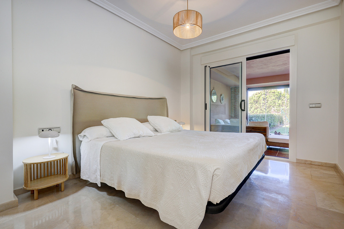 2 Bed Apartment for sale in Casares Costa Del Sol, Málaga, Spain