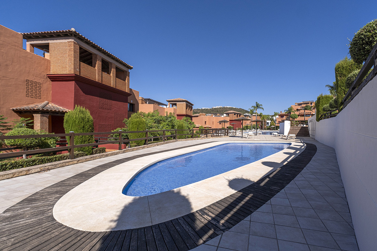 2 Bed Apartment for sale in Casares Costa Del Sol, Málaga, Spain