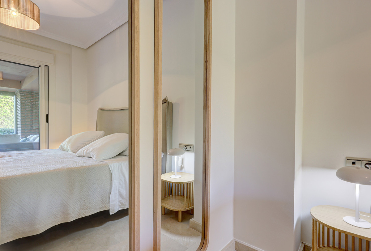 2 Bed Apartment for sale in Casares Costa Del Sol, Málaga, Spain