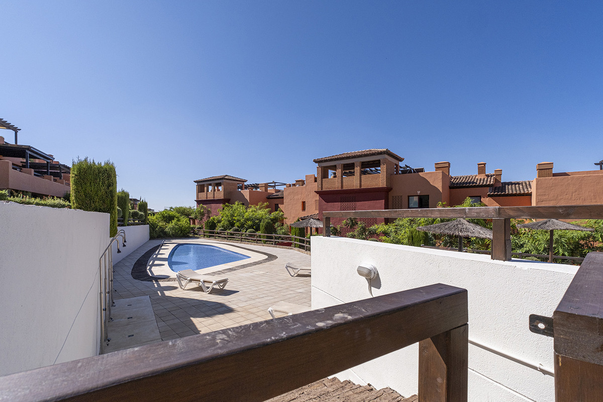 2 Bed Apartment for sale in Casares Costa Del Sol, Málaga, Spain