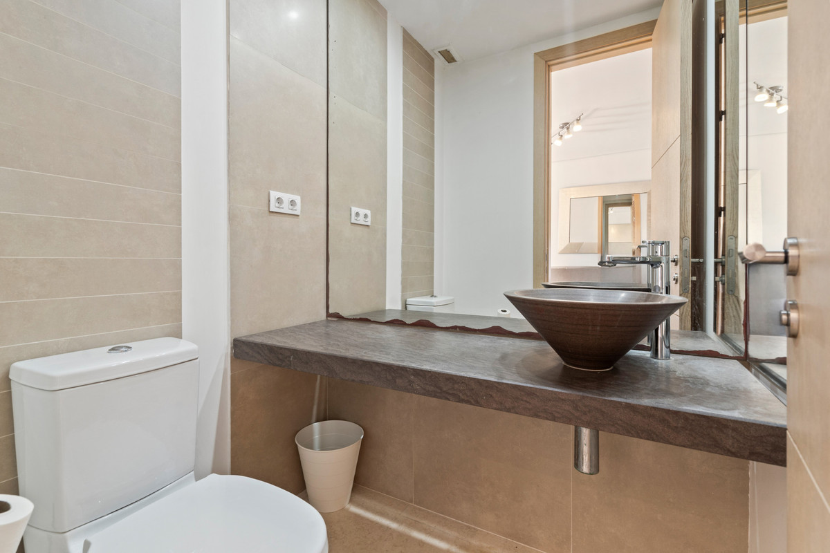 3 Bed Apartment for sale in Sotogrande Marina Costa Del Sol, Cádiz, Spain