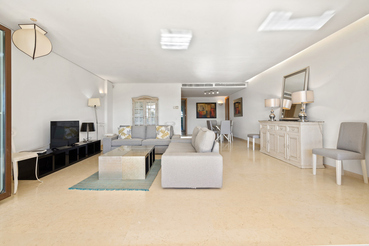 3 Bed Apartment for sale in Sotogrande Marina Costa Del Sol, Cádiz, Spain
