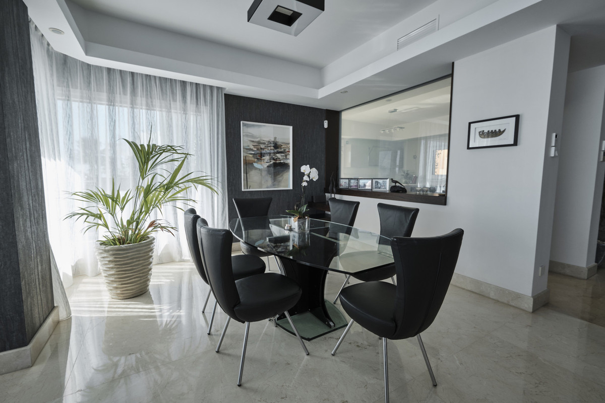 5 Bed Townhouse for sale in Manilva Costa Del Sol, Málaga, Spain