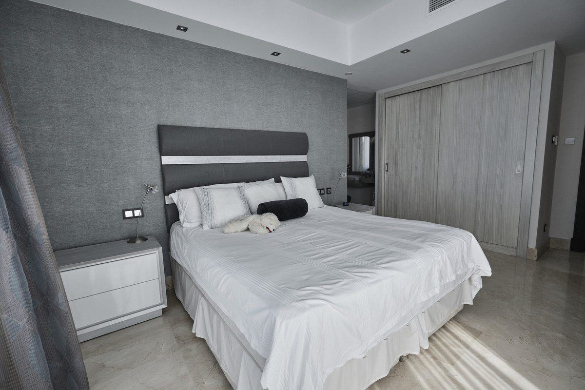 5 Bed Townhouse for sale in Manilva Costa Del Sol, Málaga, Spain