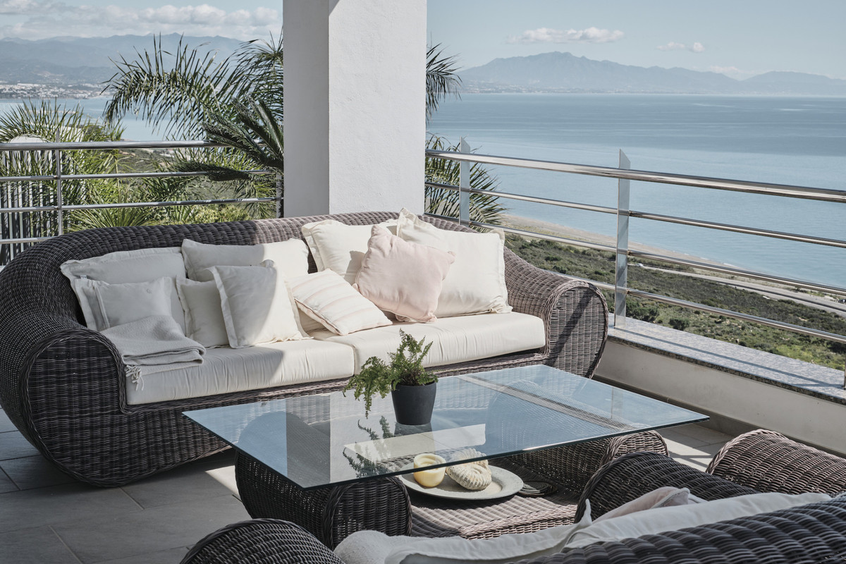 5 Bed Townhouse for sale in Manilva Costa Del Sol, Málaga, Spain