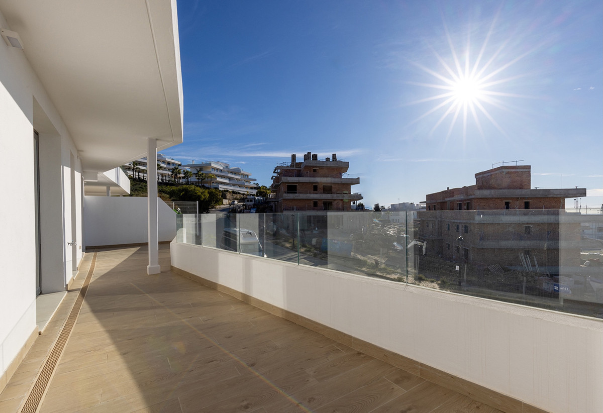 2 Bed Apartment for sale in Estepona Costa Del Sol, Málaga, Spain