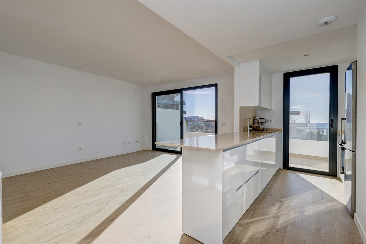 2 Bed Apartment for sale in Estepona Costa Del Sol, Málaga, Spain