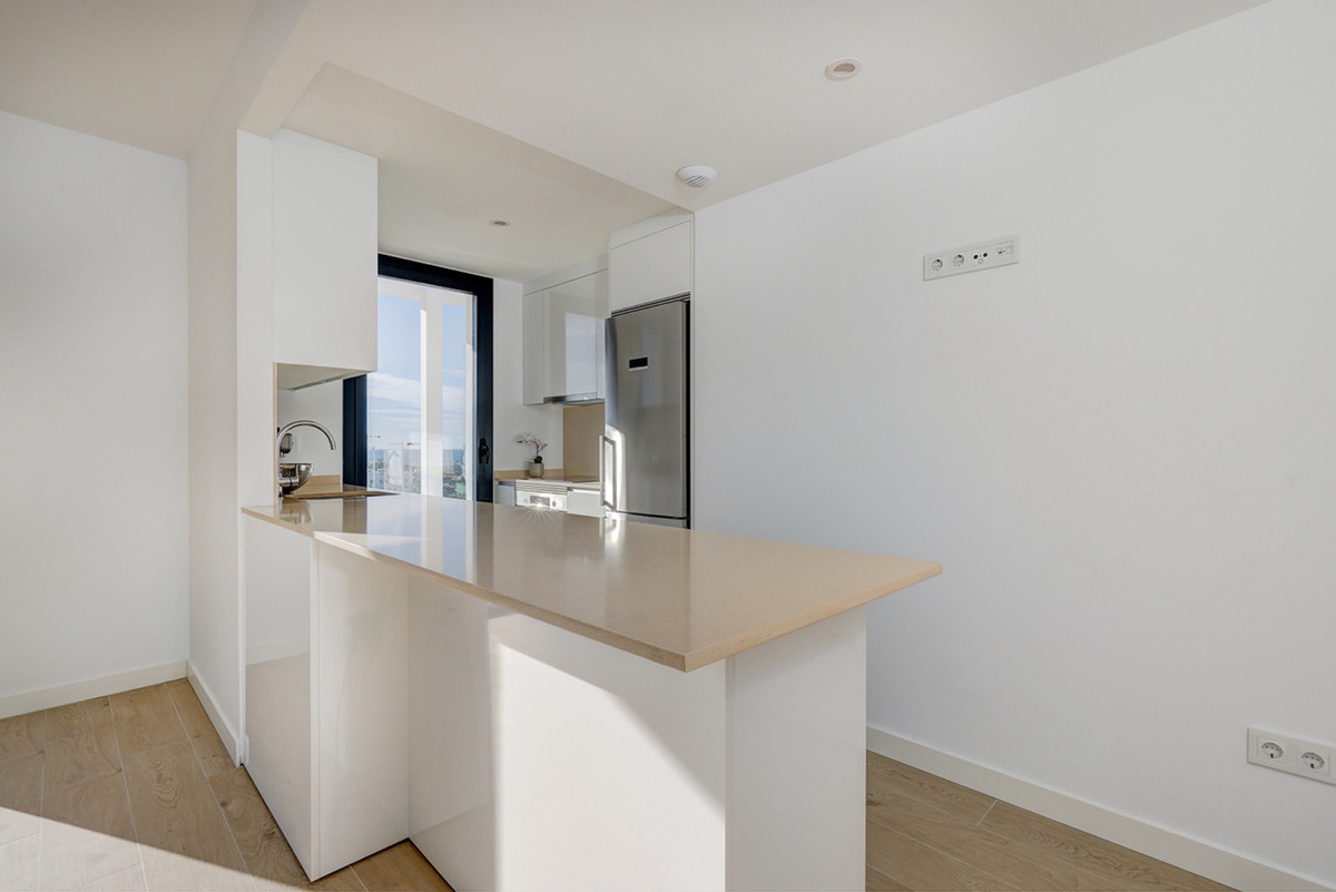 2 Bed Apartment for sale in Estepona Costa Del Sol, Málaga, Spain