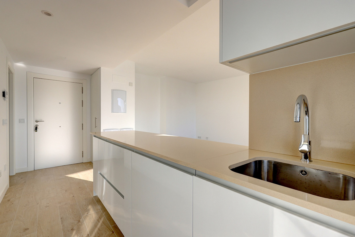 2 Bed Apartment for sale in Estepona Costa Del Sol, Málaga, Spain