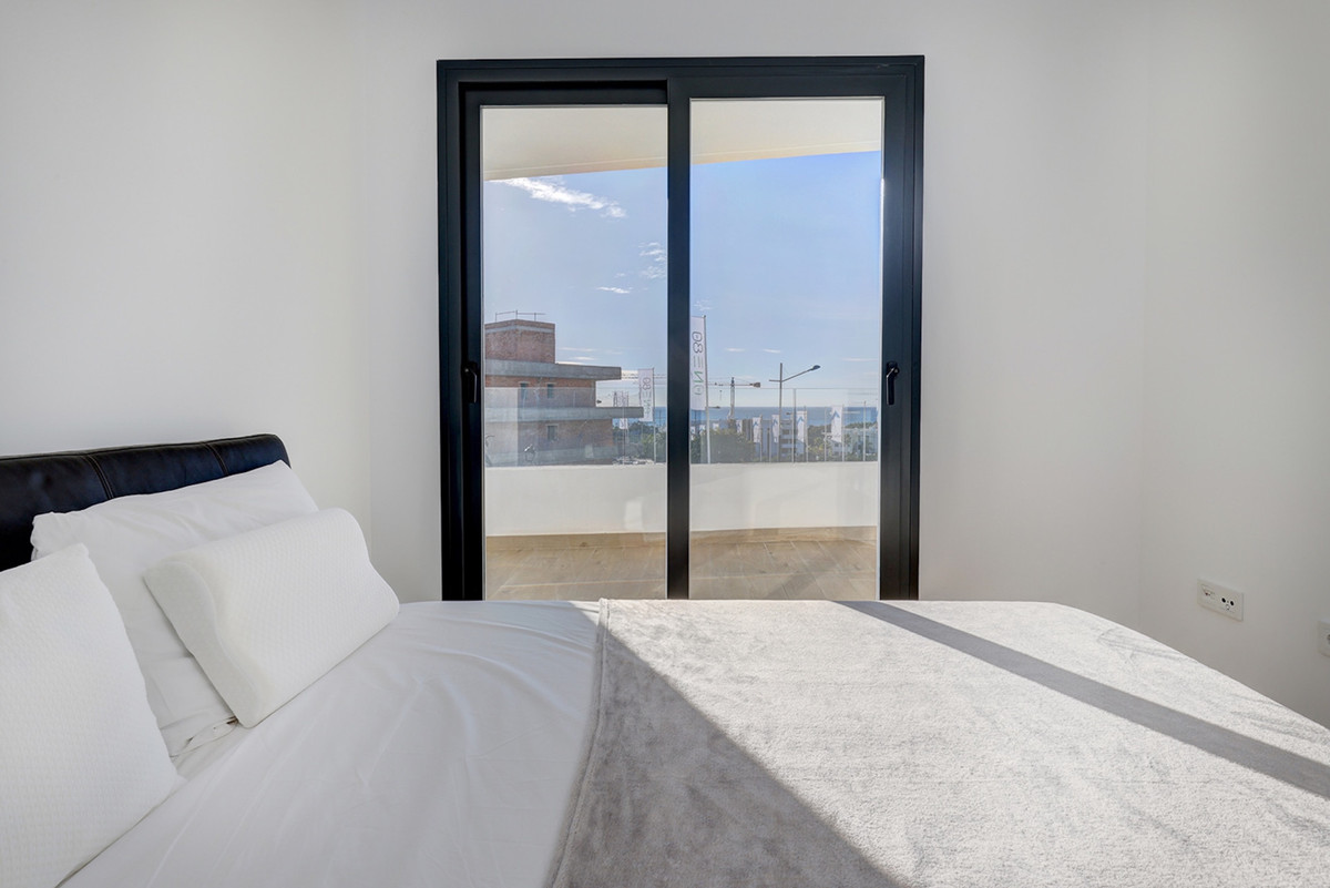 2 Bed Apartment for sale in Estepona Costa Del Sol, Málaga, Spain