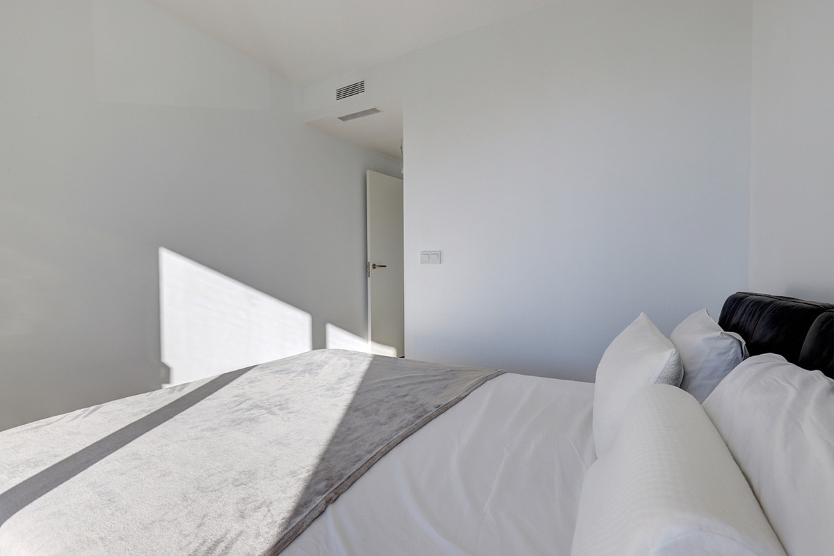 2 Bed Apartment for sale in Estepona Costa Del Sol, Málaga, Spain