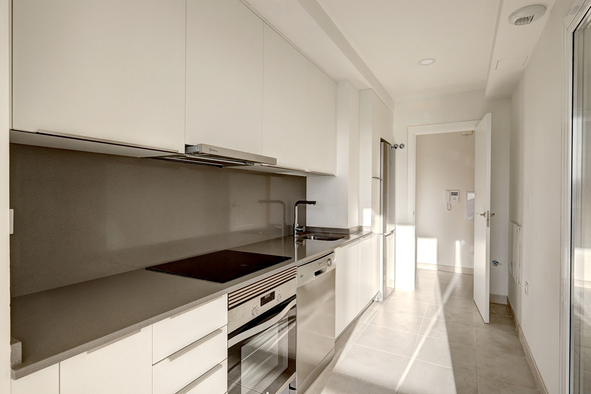 Se vende Apartamento Planta Media de 3 dormitorios en Costa Del Sol, Málaga, España
